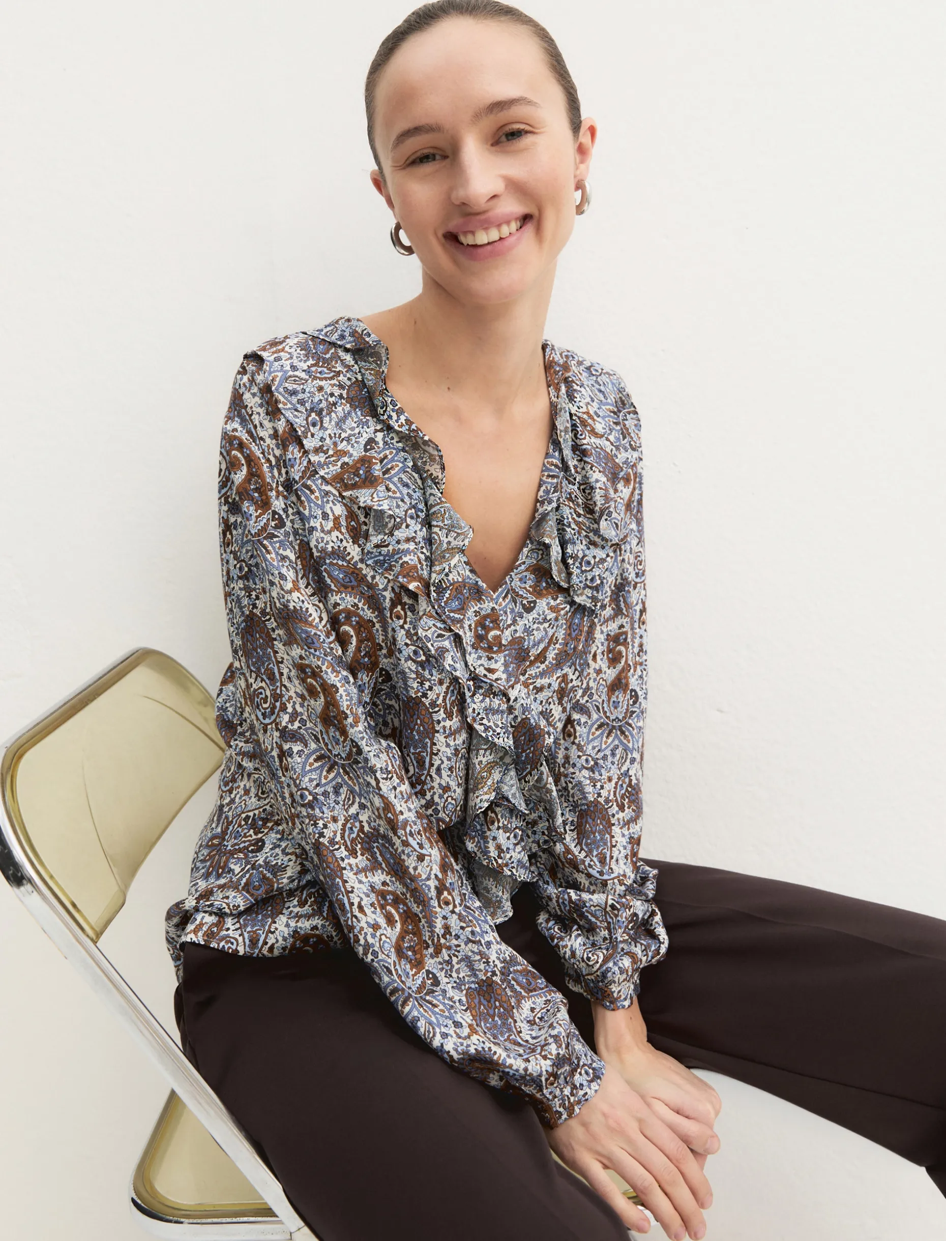 Blusa con volant - BIANCO LANA