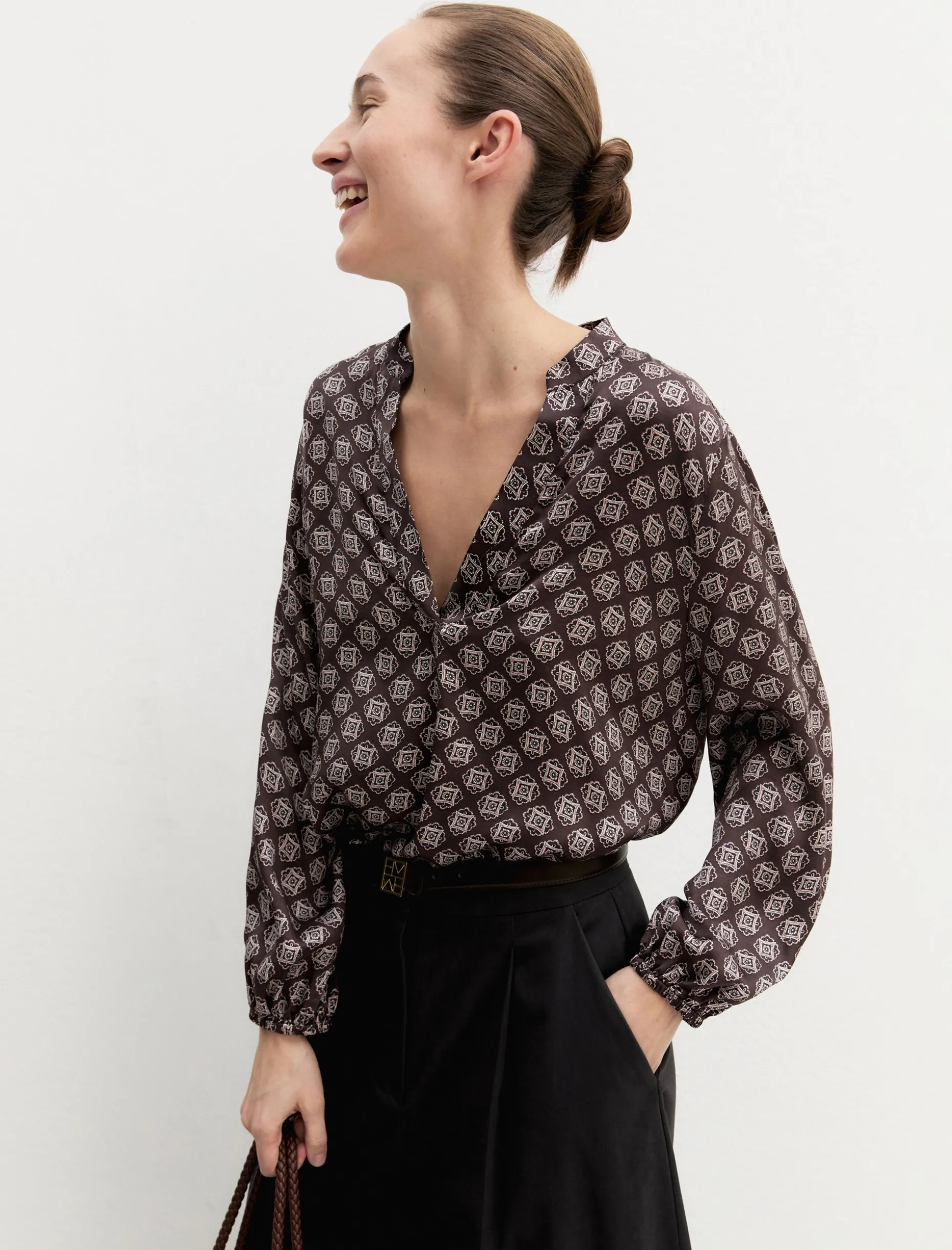 Blusa in raso stampato - TESTA DI MORO