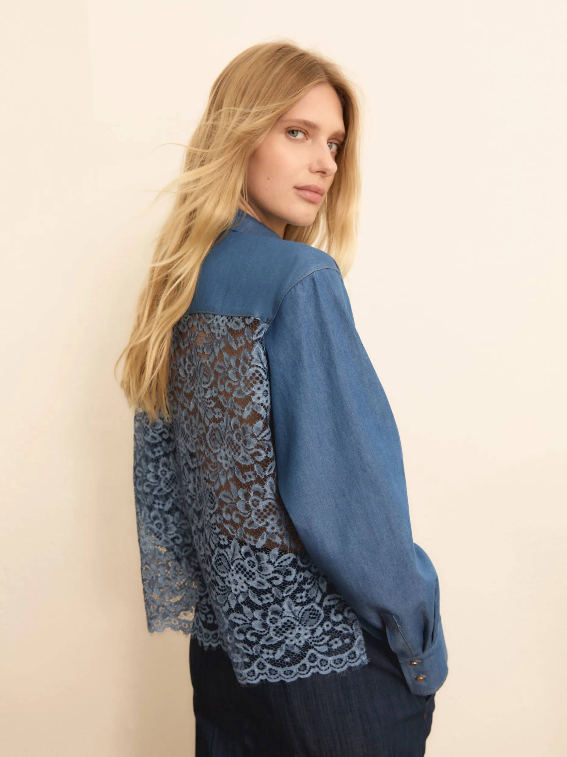 Camicia boxy con retro in pizzo - BLU