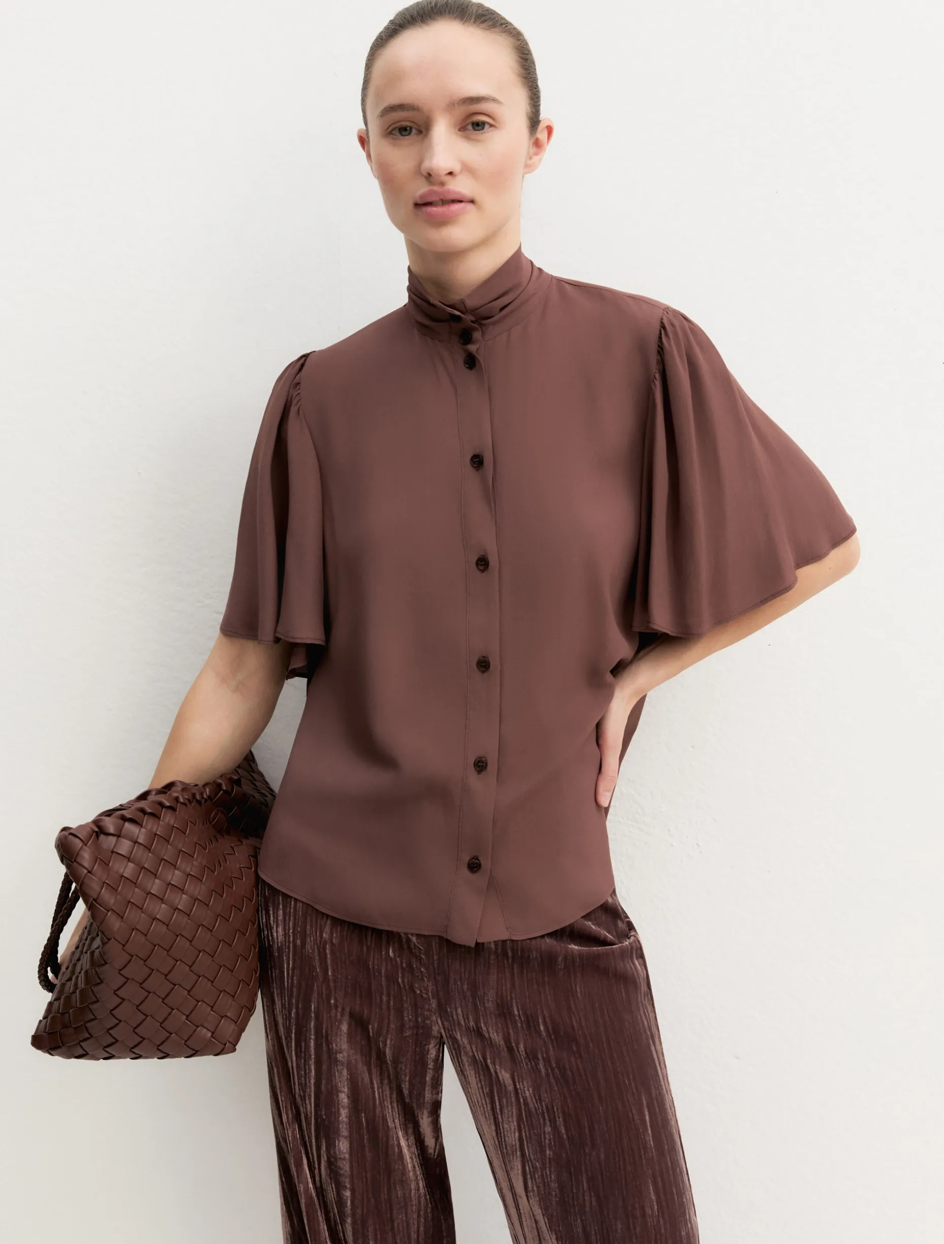 Camicia con maniche a corolla - MARRONE