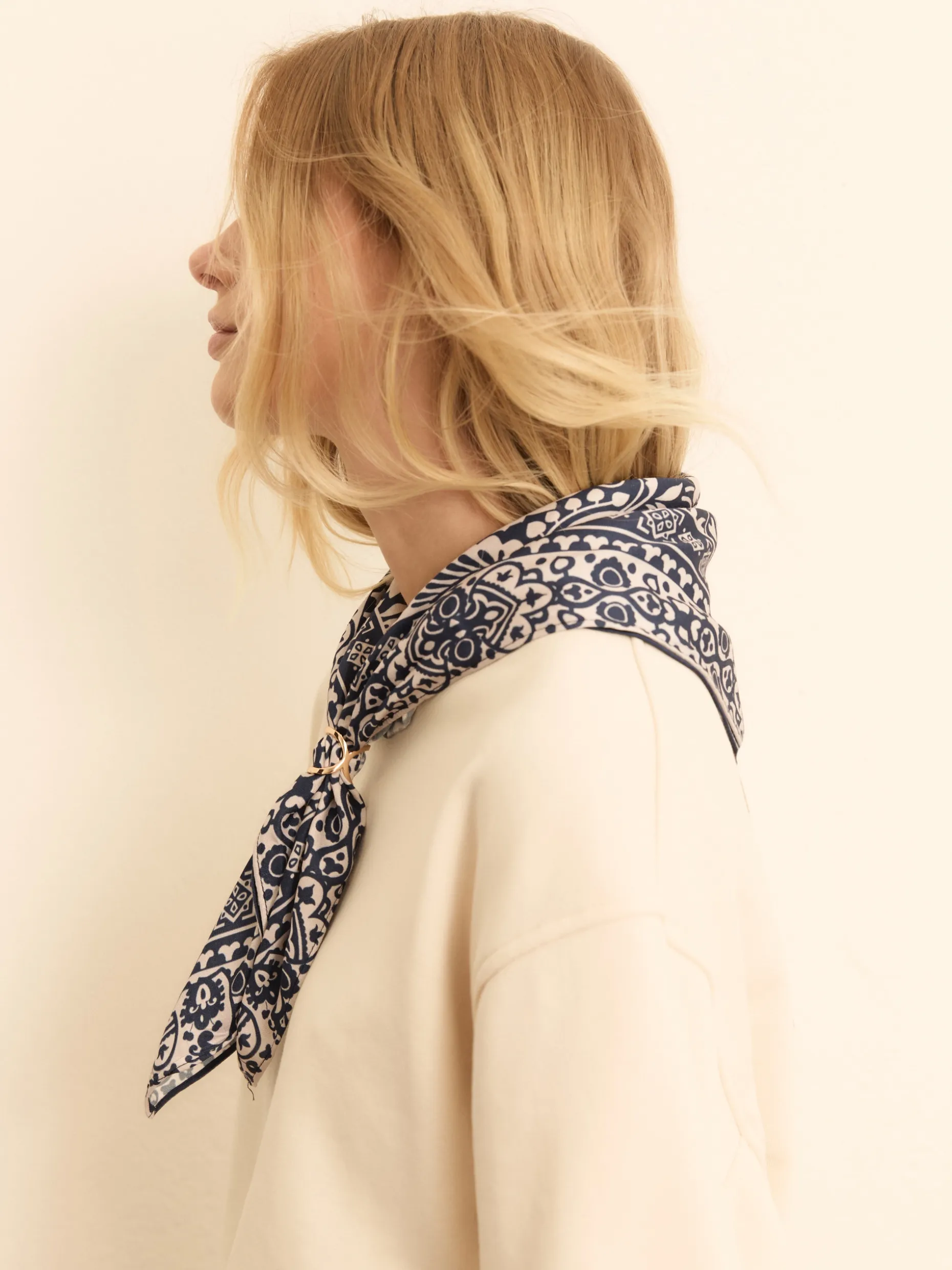 Felpa over con foulard stampato - BIANCO LANA