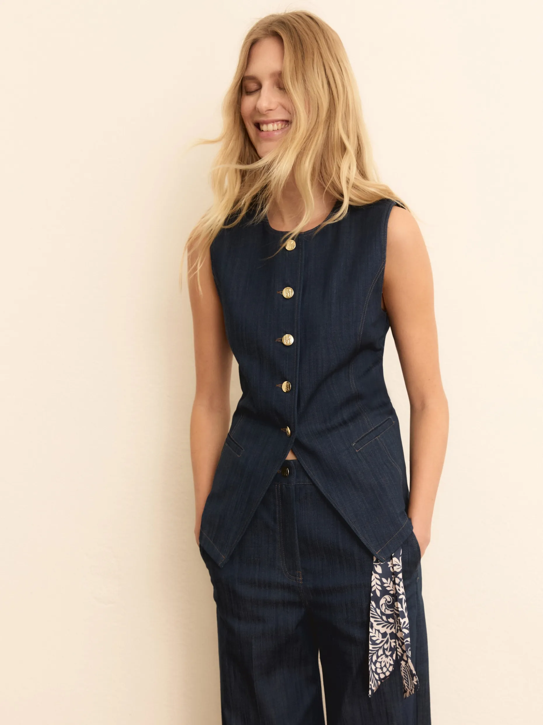 Gilet aderente in denim - BLU