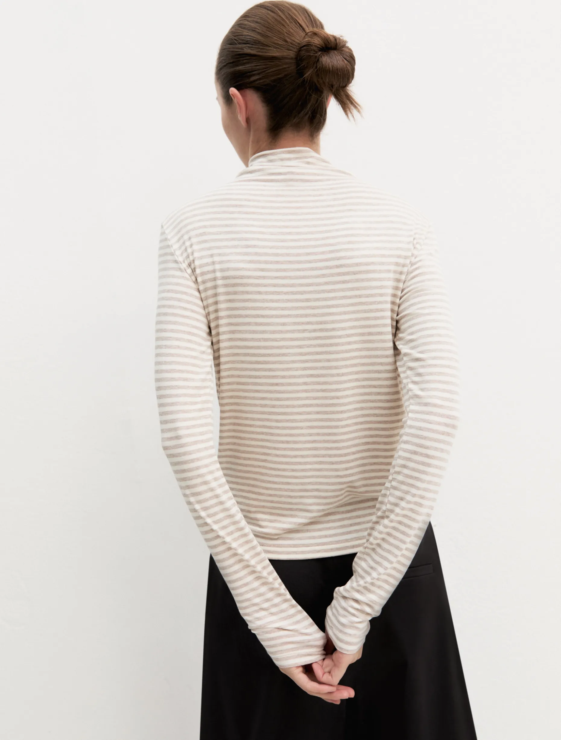 Maglia a lupetto in viscosa - BEIGE