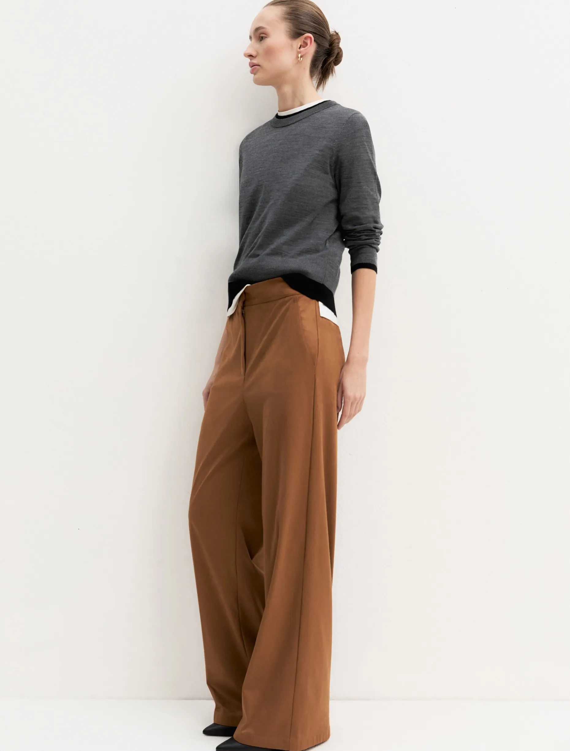 Pantalone dritto in jersey stretch - COGNAC
