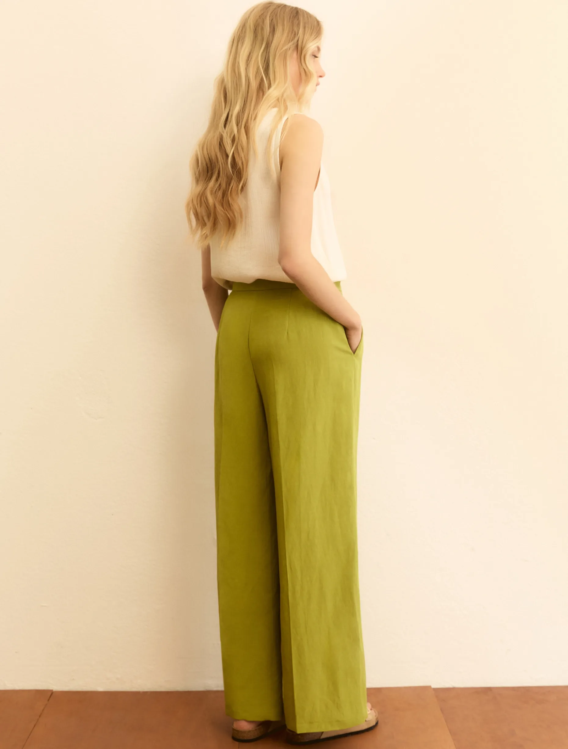 Pantalone fluido in viscosa e lino - VERDE MELA