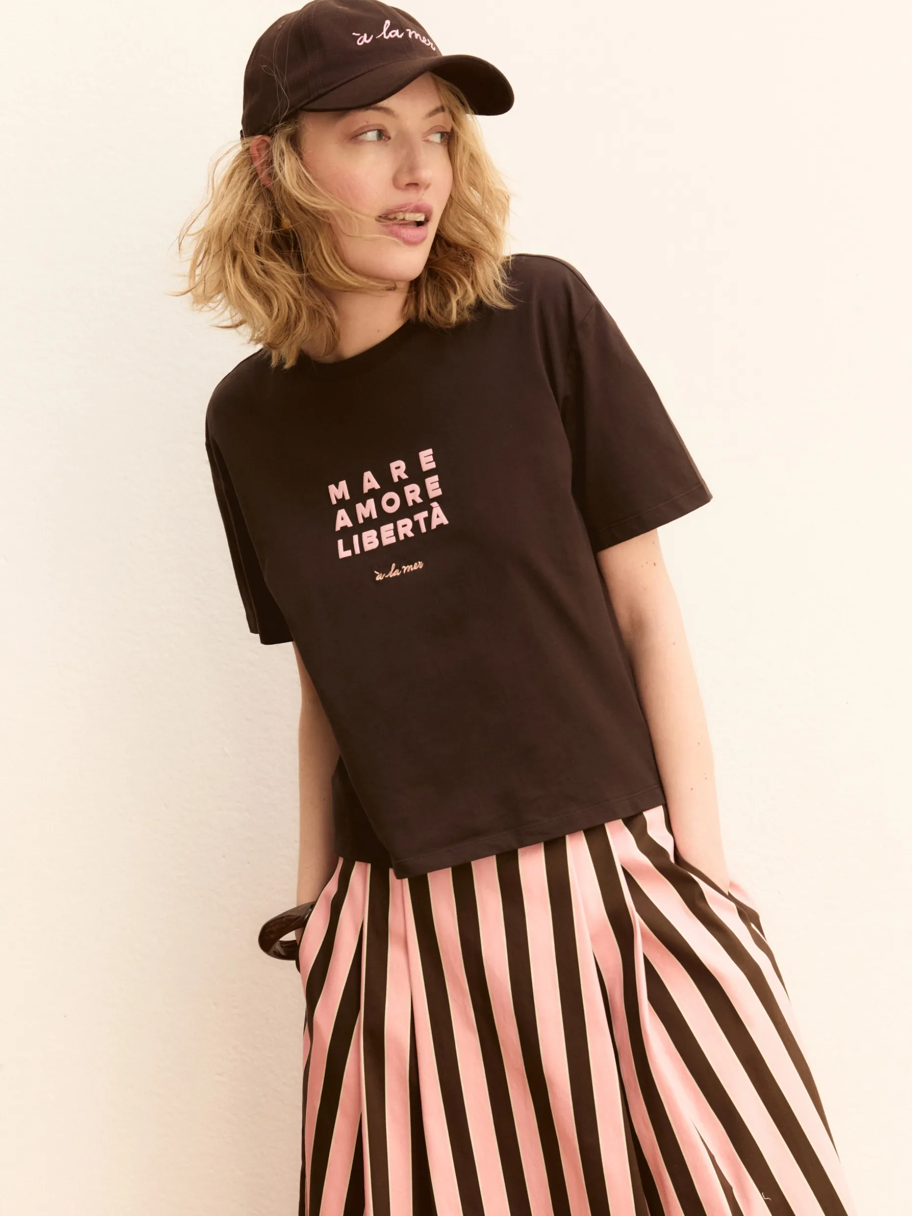 T-shirt boxy con stampe e ricami - TESTA DI MORO