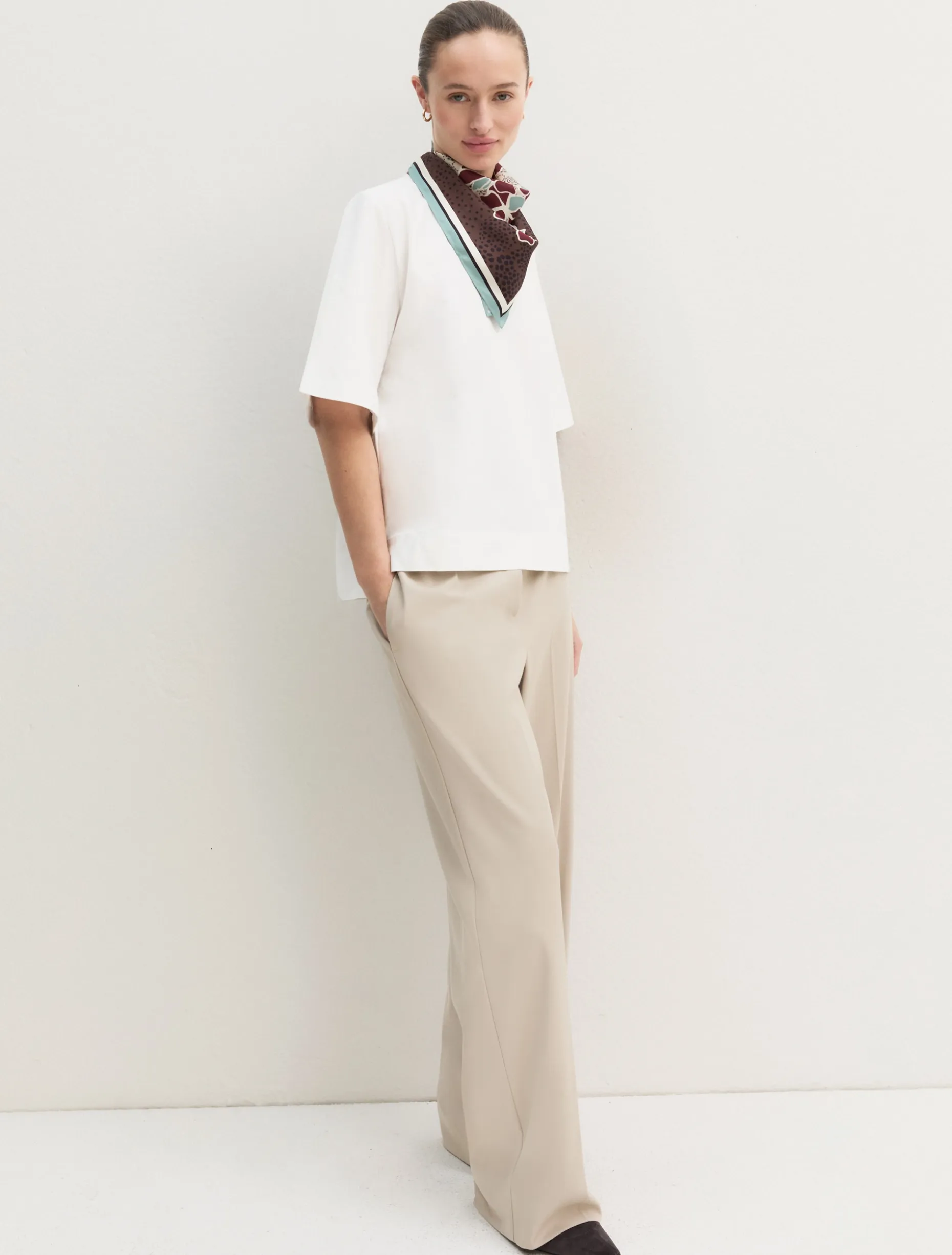 T-shirt in cotone stretch - BIANCO