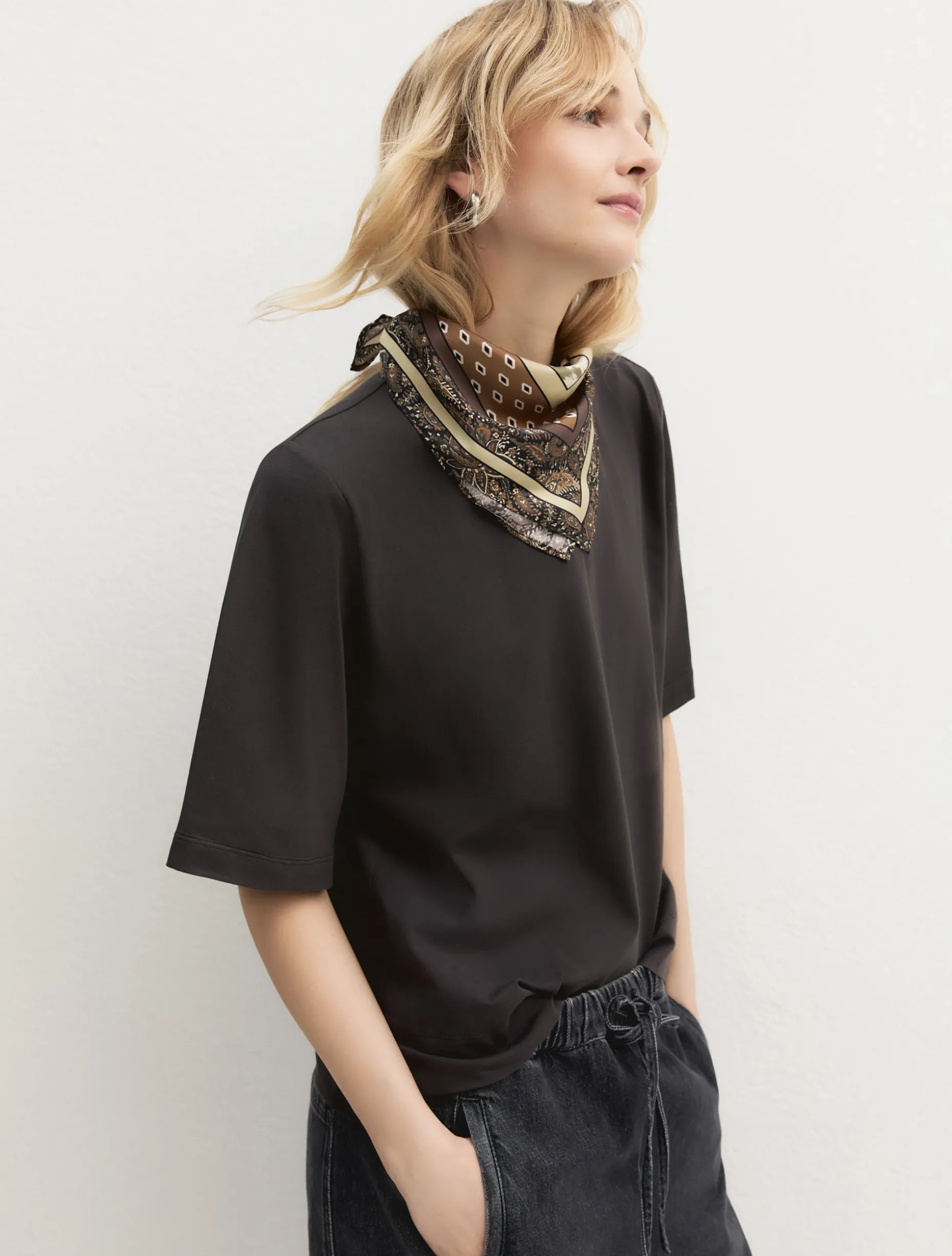 T-shirt in cotone stretch - TESTA DI MORO