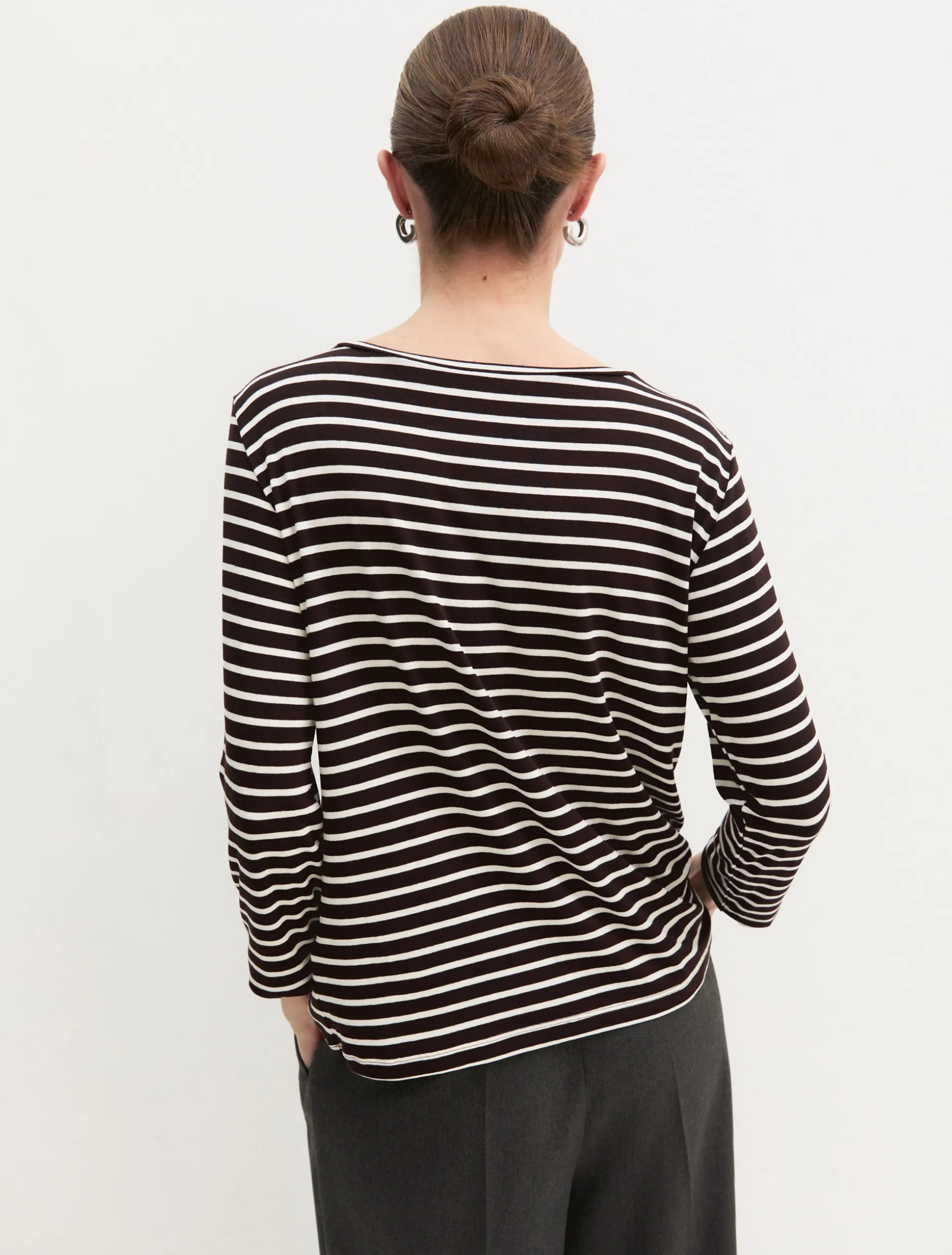 T-shirt in viscosa stretch - MARRONE